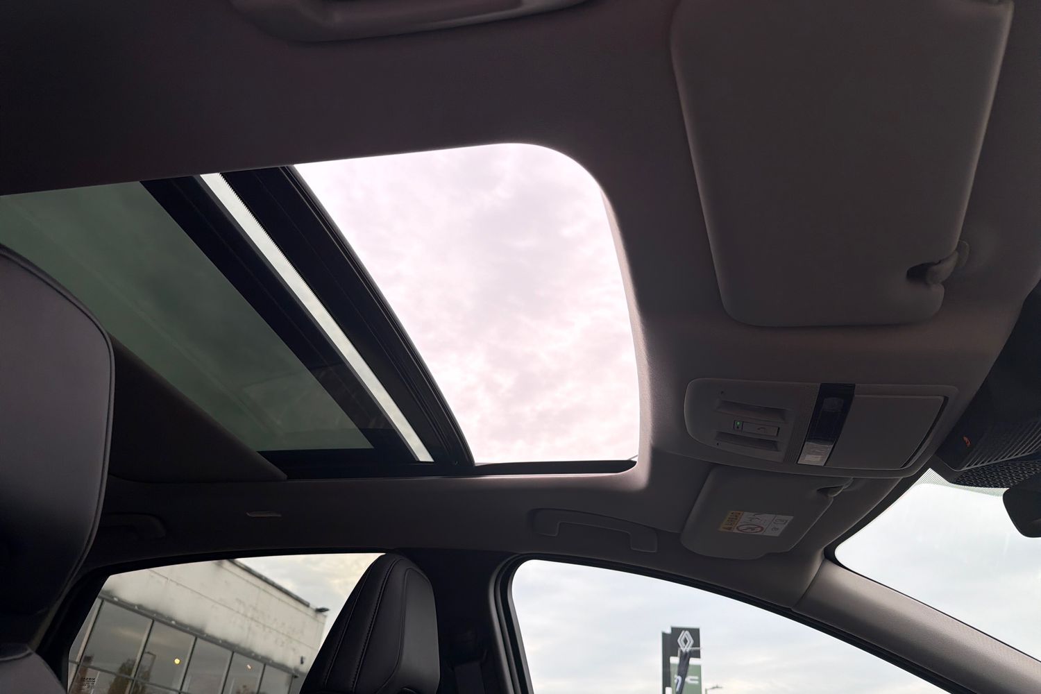 Used Nissan ARIYA 2025 for sale - 76937526: Photo 32