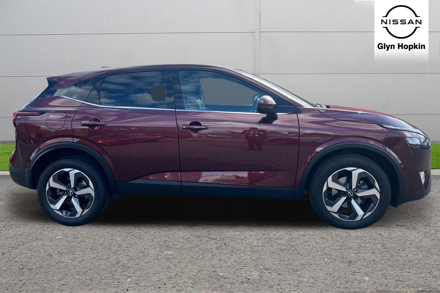 Used Nissan Qashqai 2023 for sale - 76099954: Photo 2