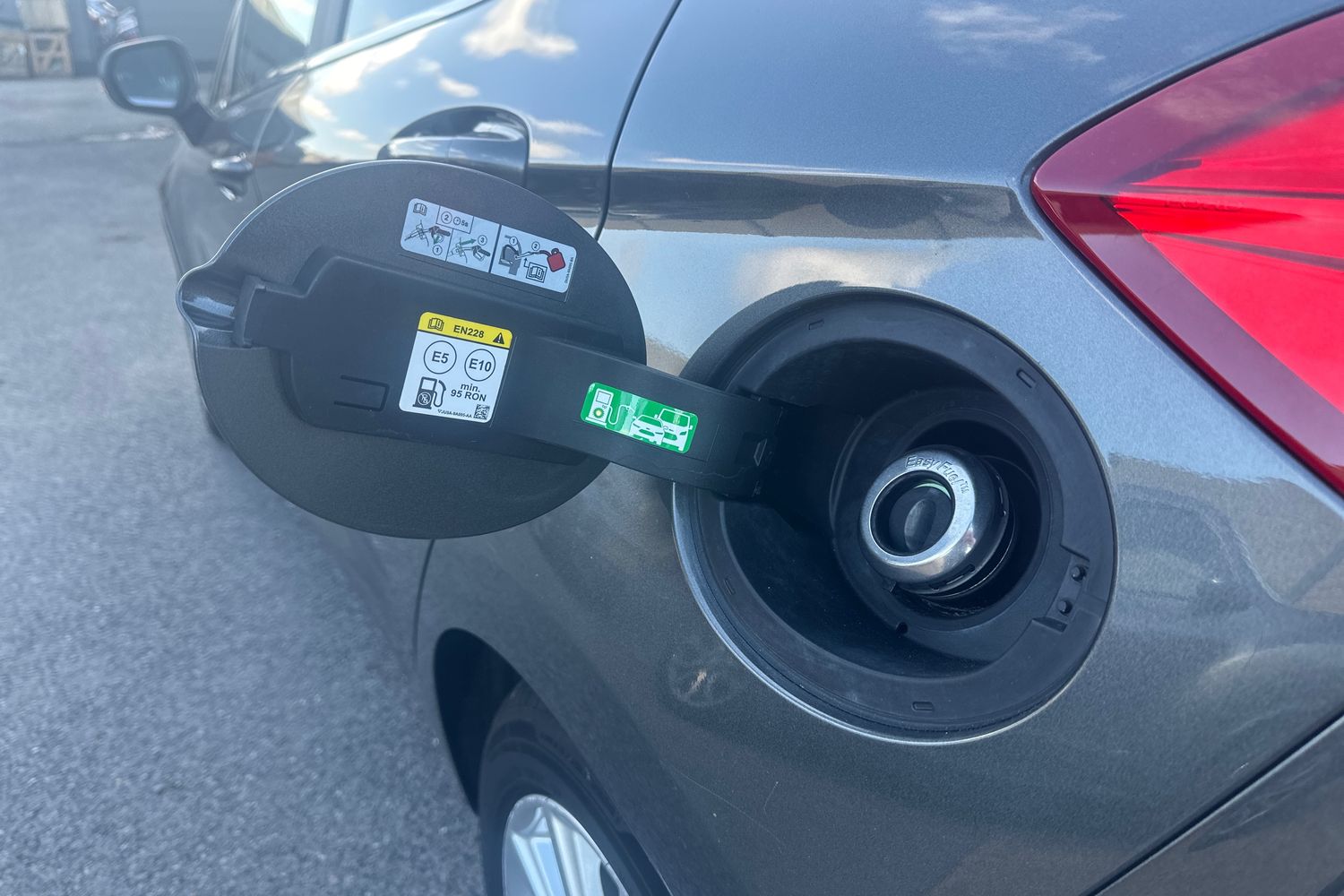 Used Ford Fiesta 2018 for sale - 76556780: Photo 28