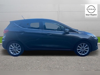 Used Ford Fiesta 2018 for sale - 76556780: Photo