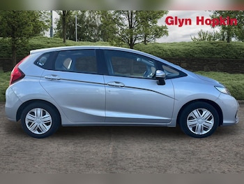 Used Honda Jazz 2020 for sale - 77975493: Photo