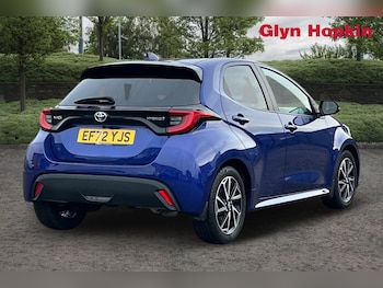 Used Toyota Yaris 2023 for sale - 76927885: Photo