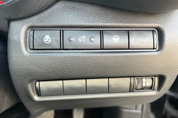 Used Nissan Juke 2024 for sale - 75404390: Photo 34