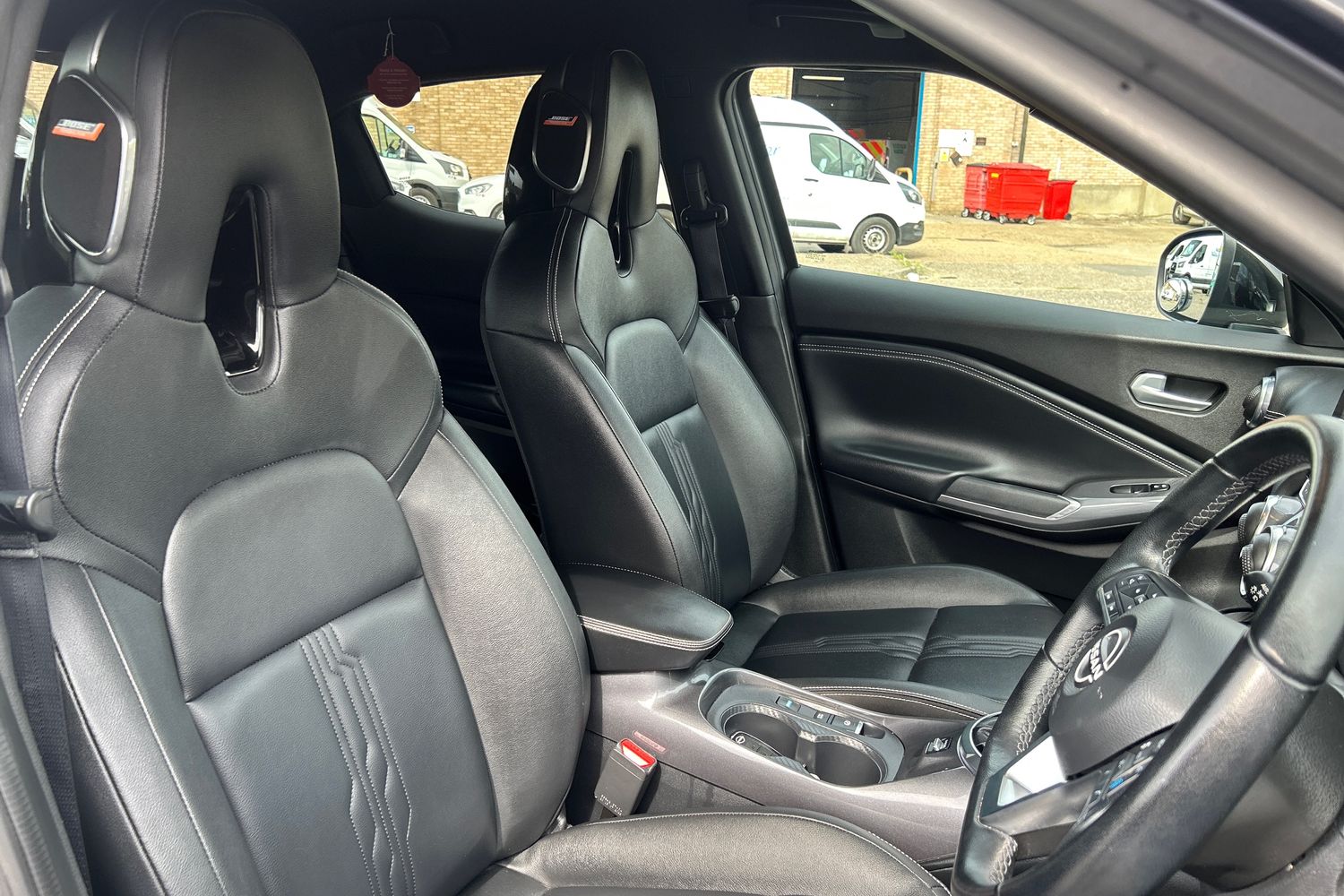 Used Nissan Juke 2022 for sale - 76130445: Photo 35