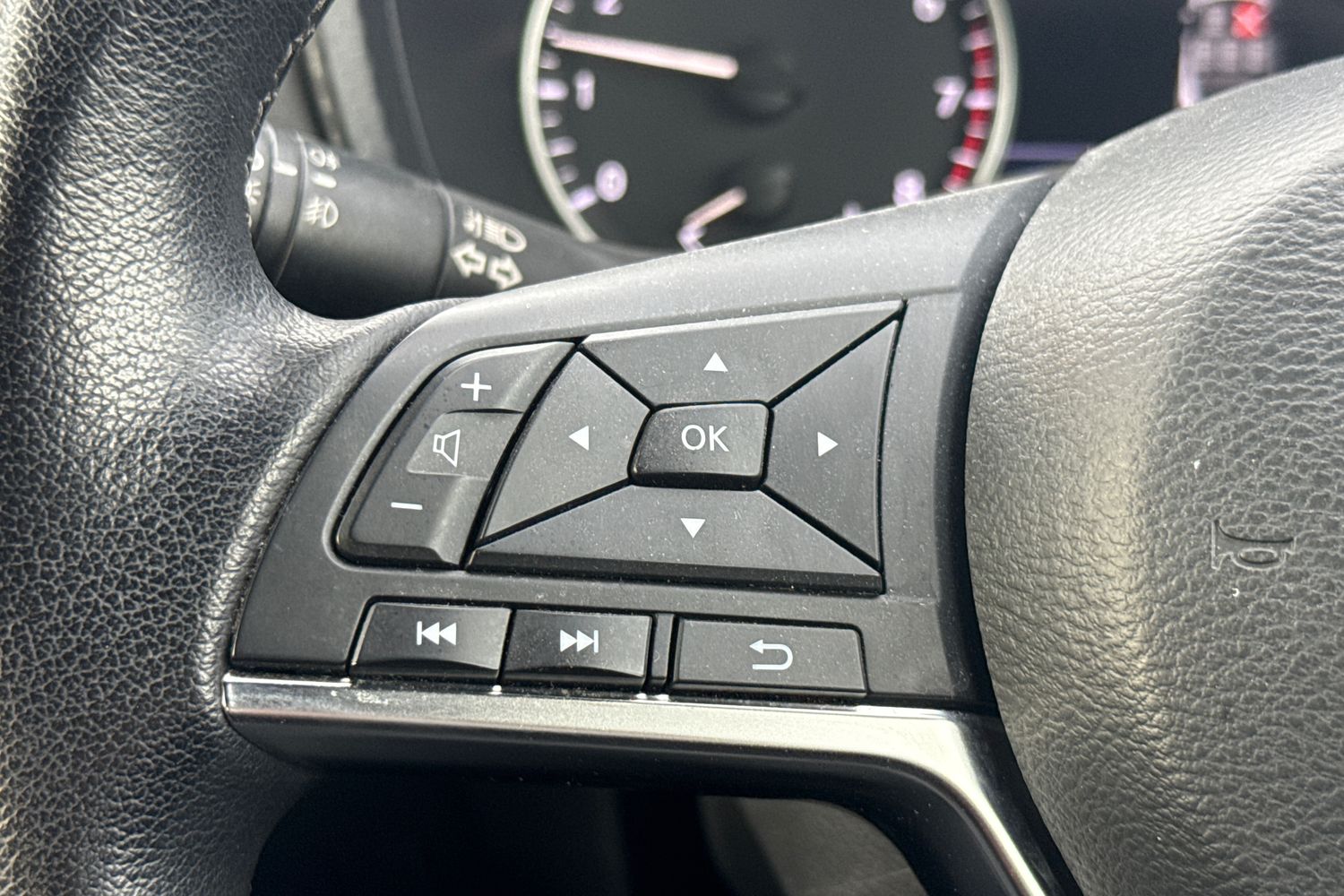 Used Nissan Juke 2022 for sale - 76344101: Photo 21