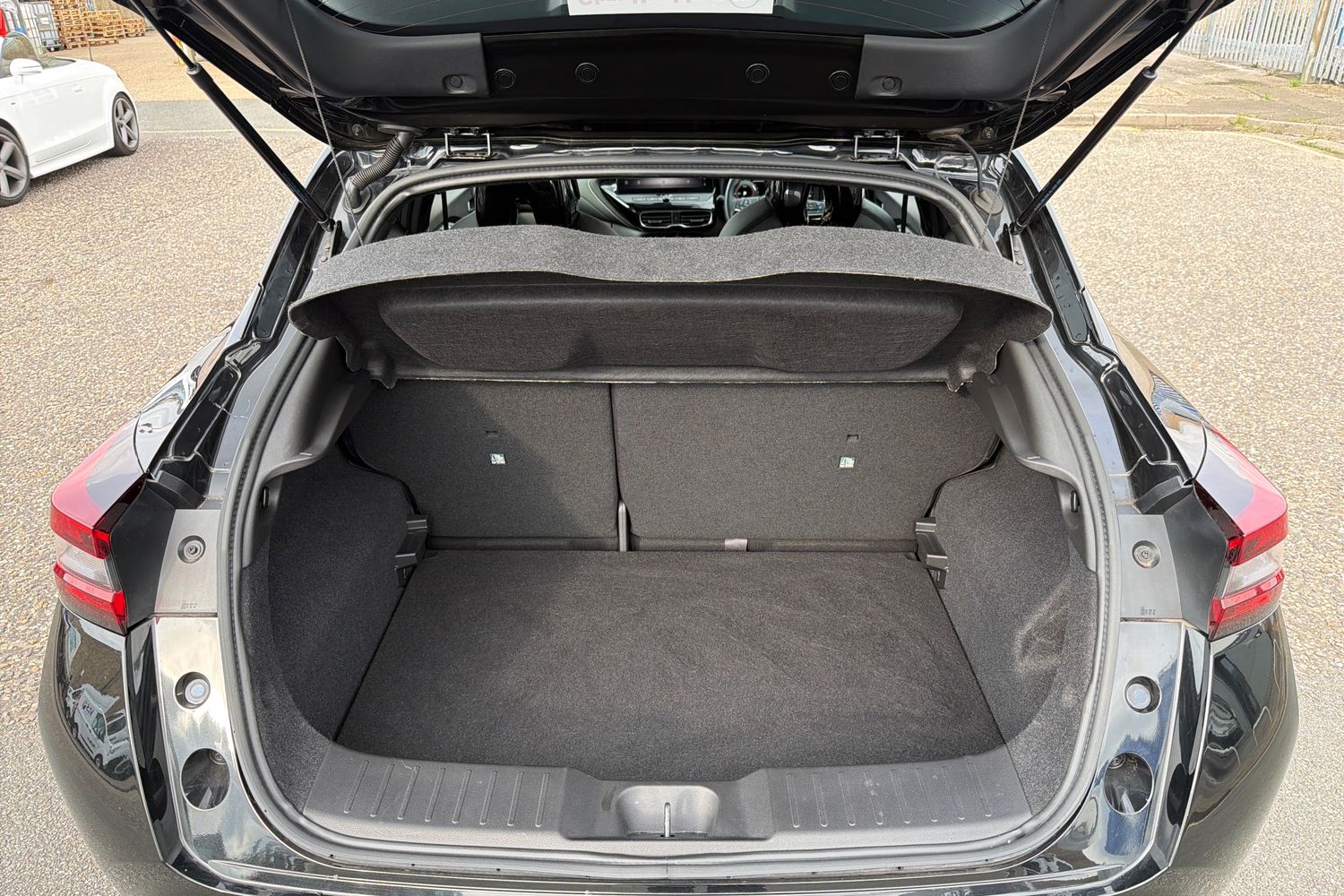 Used Nissan Juke 2024 for sale - 76055777: Photo 27