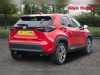 Used Toyota Yaris Cross 2022 for sale - 77274100: Photo