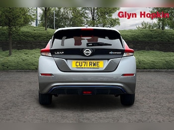 Used Nissan Leaf 2021 for sale - 76894852: Photo