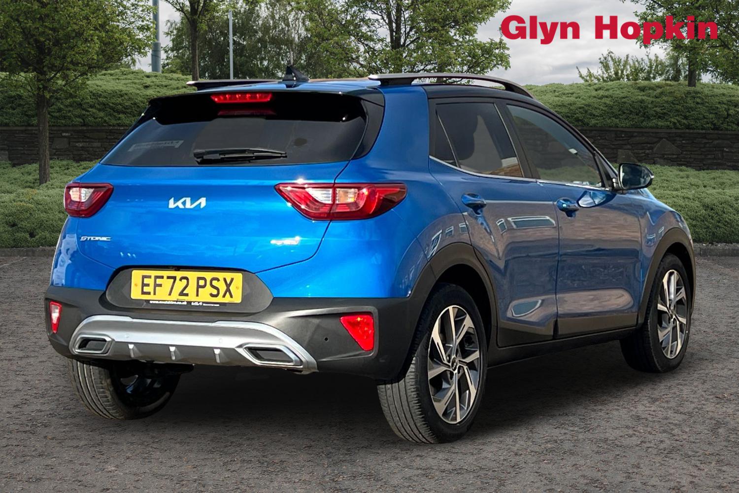 Used Kia Stonic 2023 for sale - 76415197: Photo 3