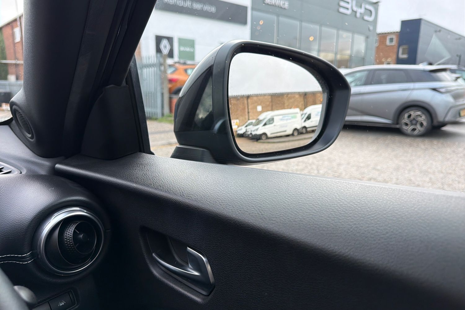 Used Nissan Juke 2022 for sale - 77232221: Photo 36