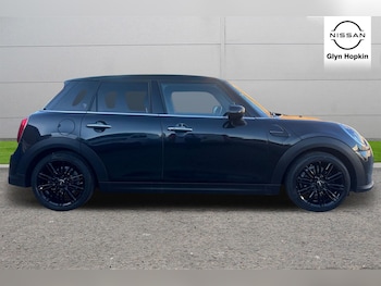 Used MINI Hatch 2022 for sale - 76079265: Photo