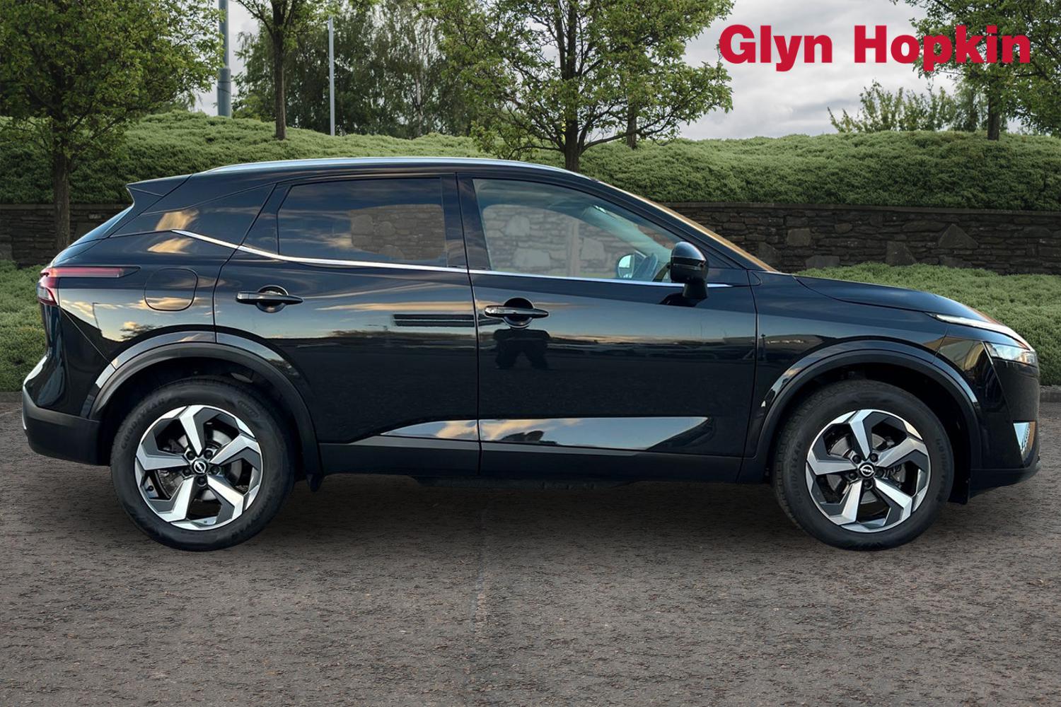 Used Nissan Qashqai 2023 for sale - 76289805: Photo 2