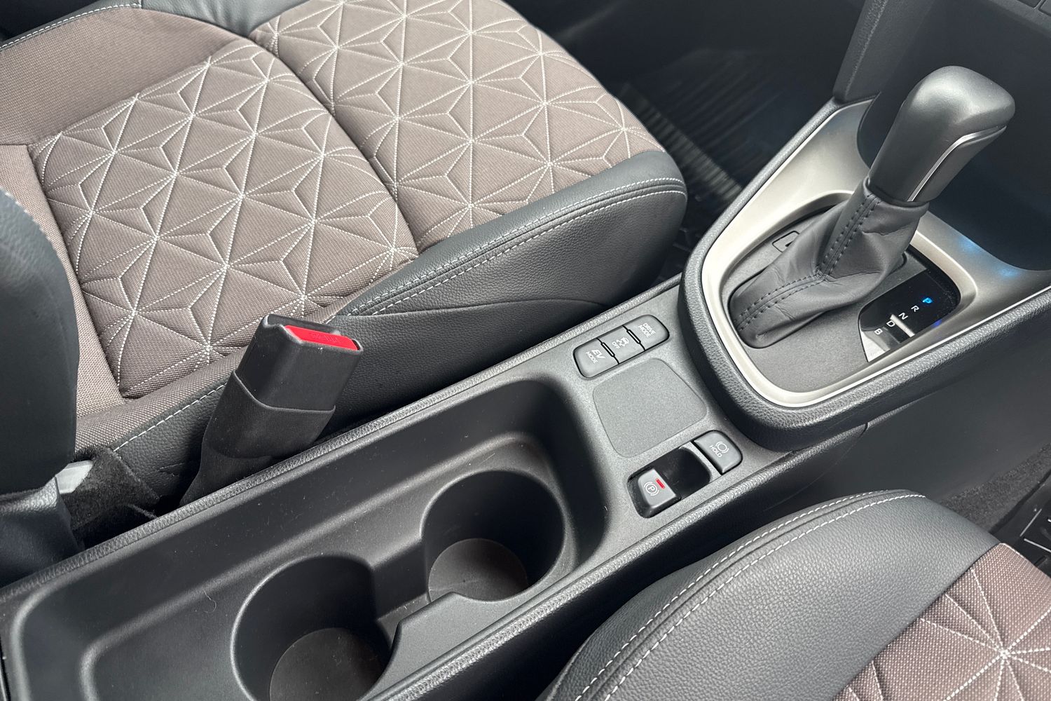 Used Toyota Yaris Cross 2022 for sale - 77717950: Photo 14