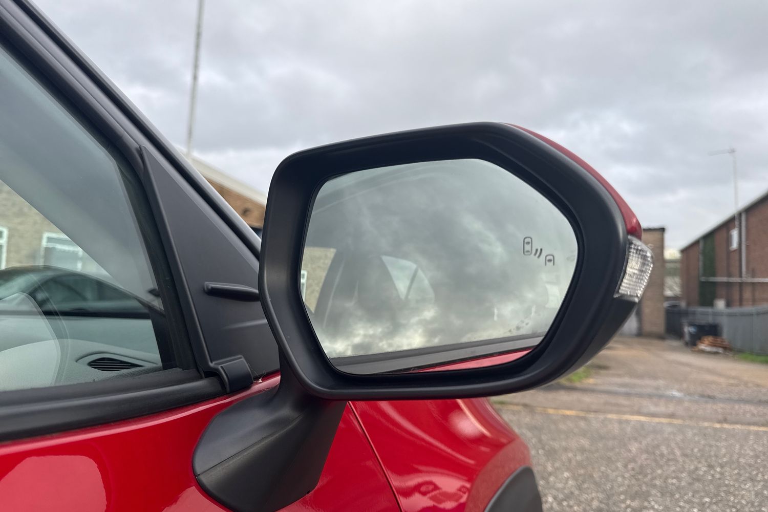 Used Toyota Yaris Cross 2022 for sale - 77717950: Photo 27