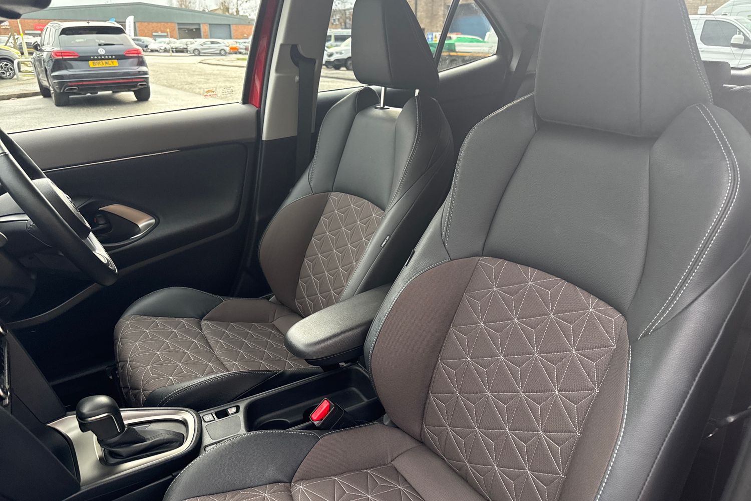 Used Toyota Yaris Cross 2022 for sale - 77717950: Photo 36