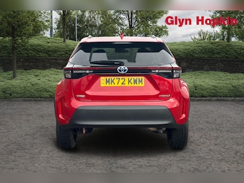Used Toyota Yaris Cross 2022 for sale - 77717950: Photo