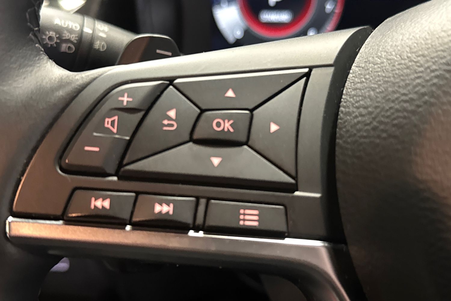 Used Nissan Juke 2024 for sale - 76372734: Photo 21