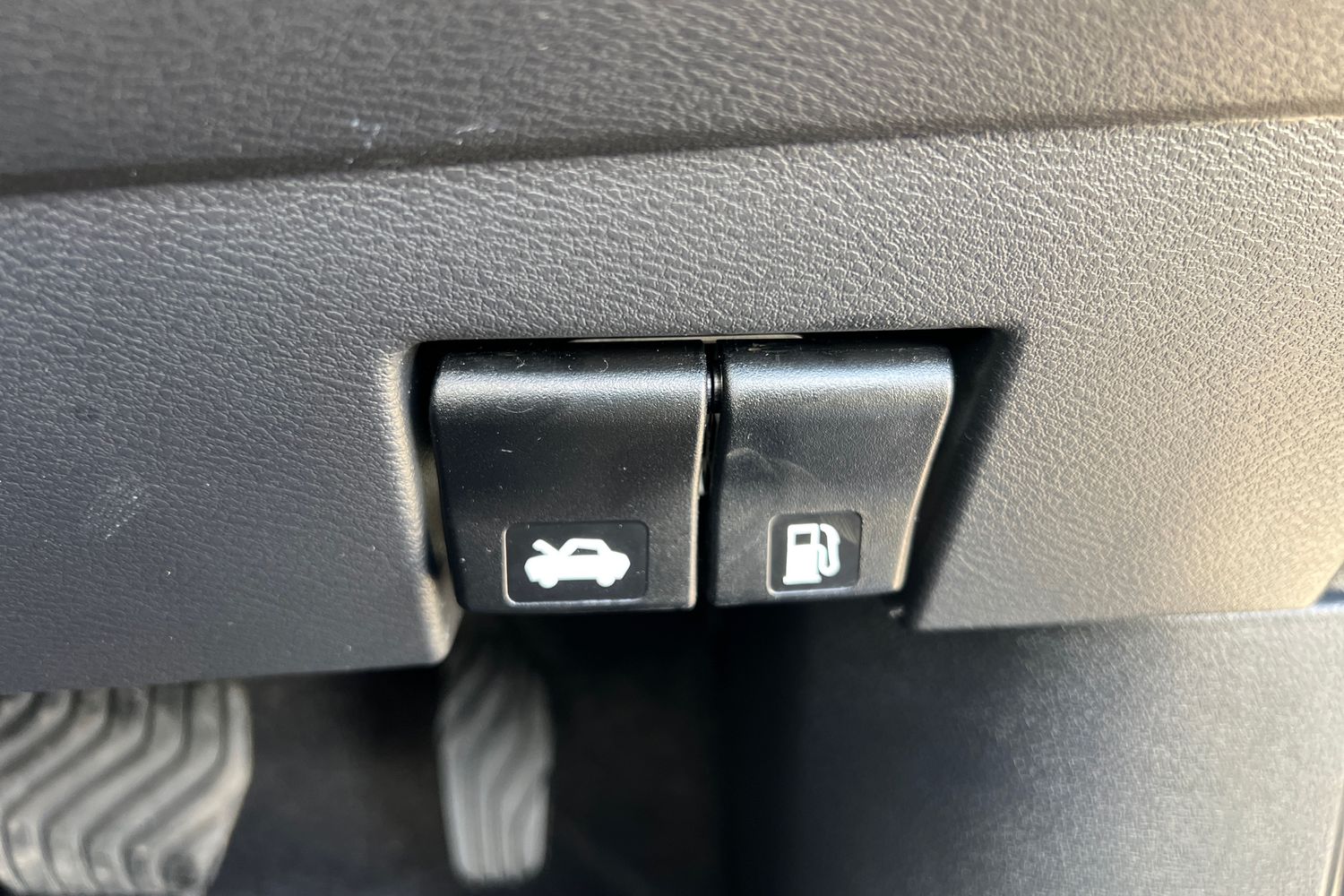 Vehicle 35