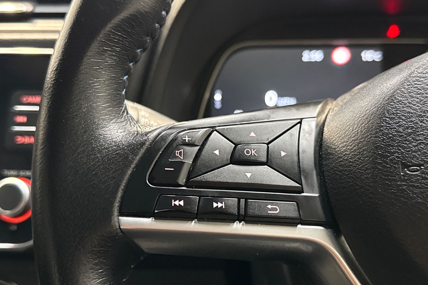 Used Nissan Leaf 2022 for sale - 77539838: Photo 21