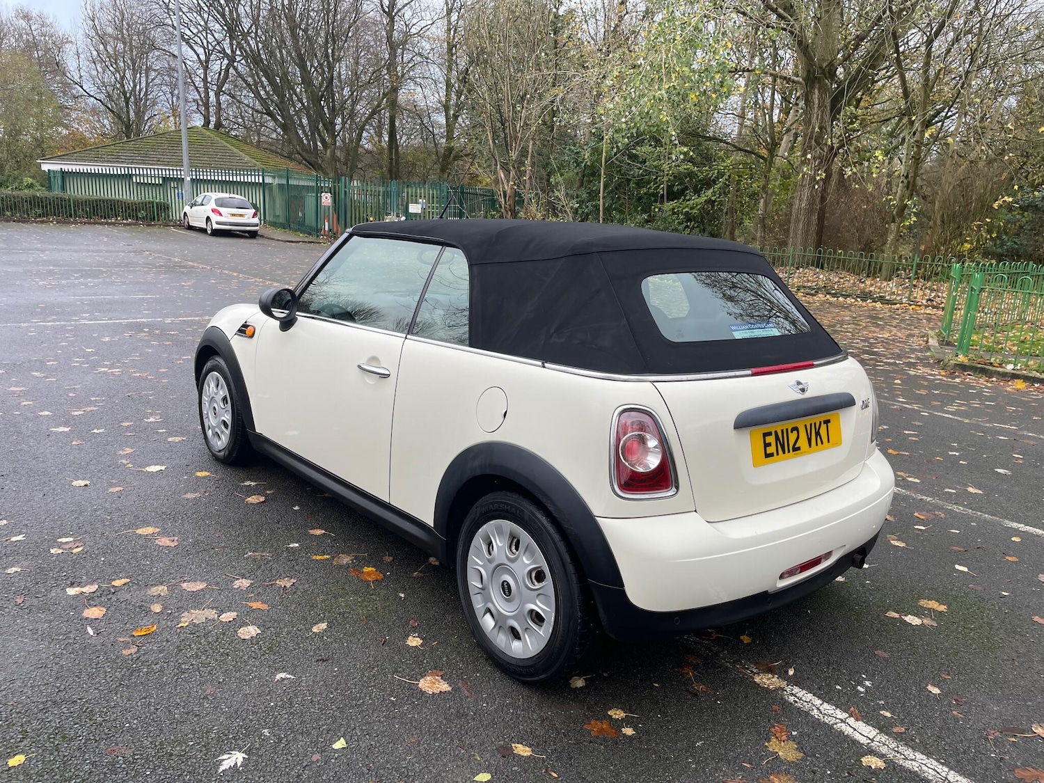 Used MINI Convertible 2012 for sale - 76592478: Photo 11