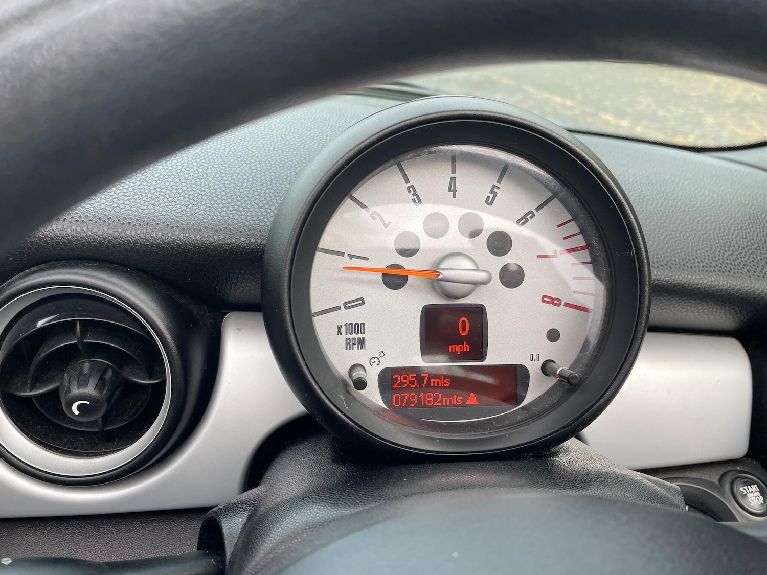 Used MINI Convertible 2012 for sale - 76592478: Photo 24