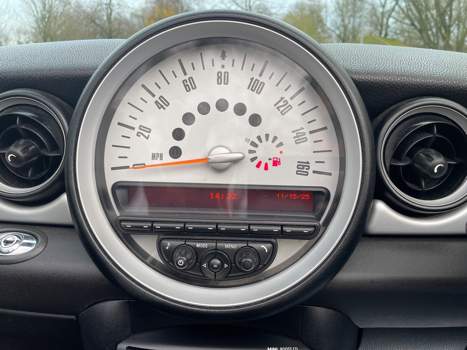 Used MINI Convertible 2012 for sale - 76592478: Photo 25