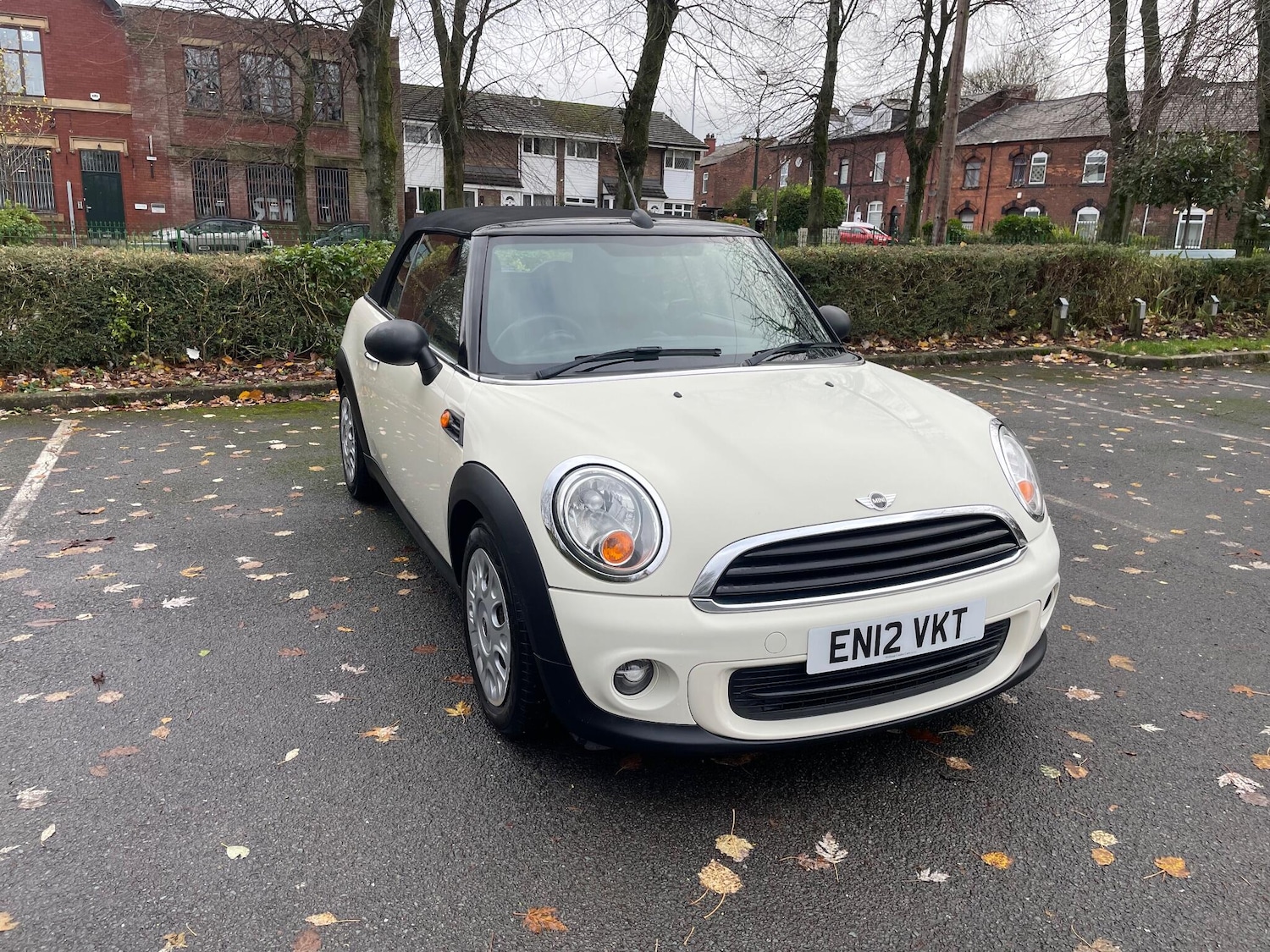 Used MINI Convertible 2012 for sale - 76592478: Photo 8