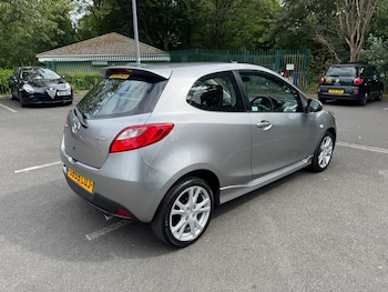 Used Mazda Mazda2 2010 for sale - 75478060: Photo