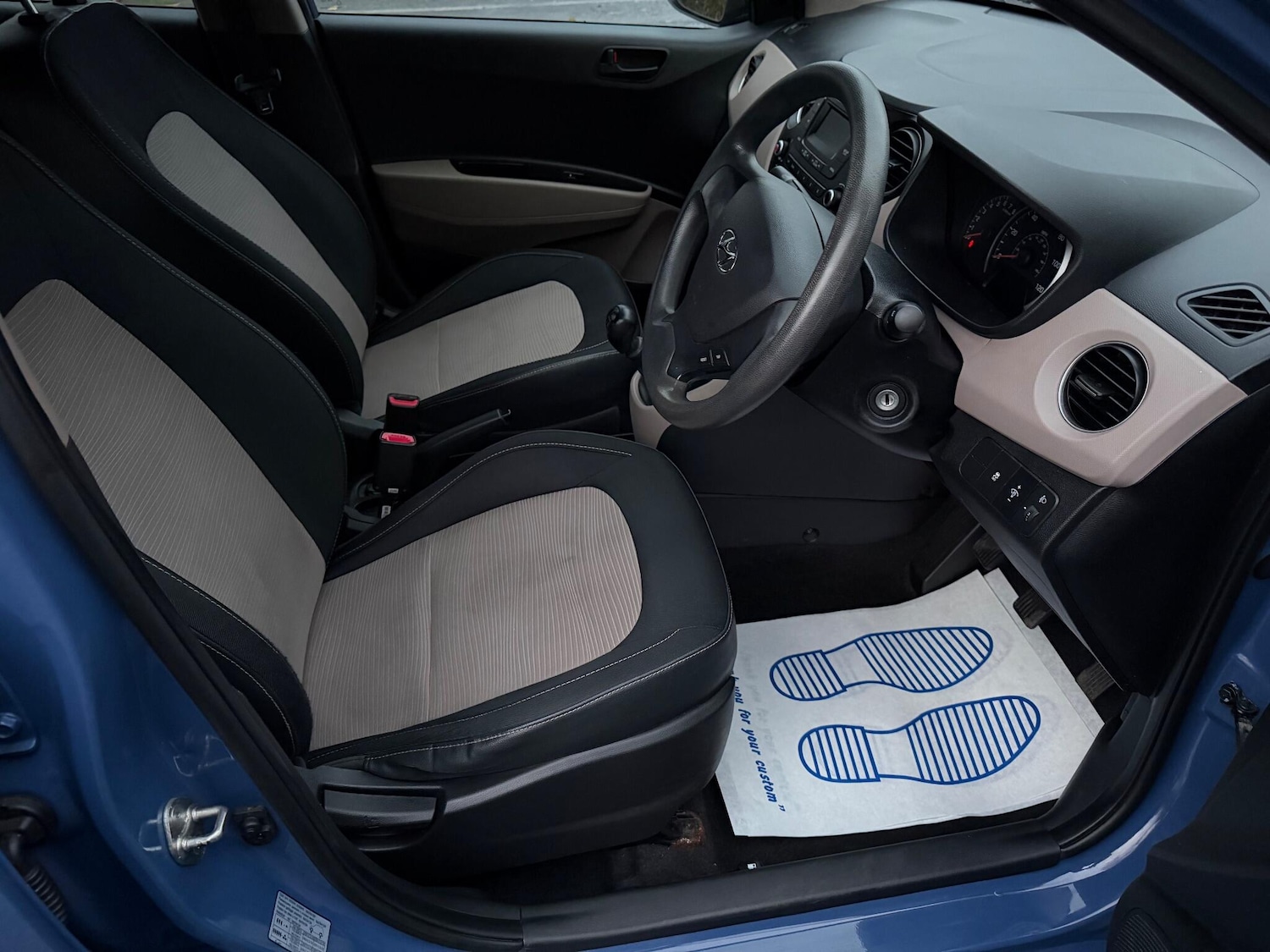 Used Hyundai i10 2014 for sale - 76441201: Photo 14