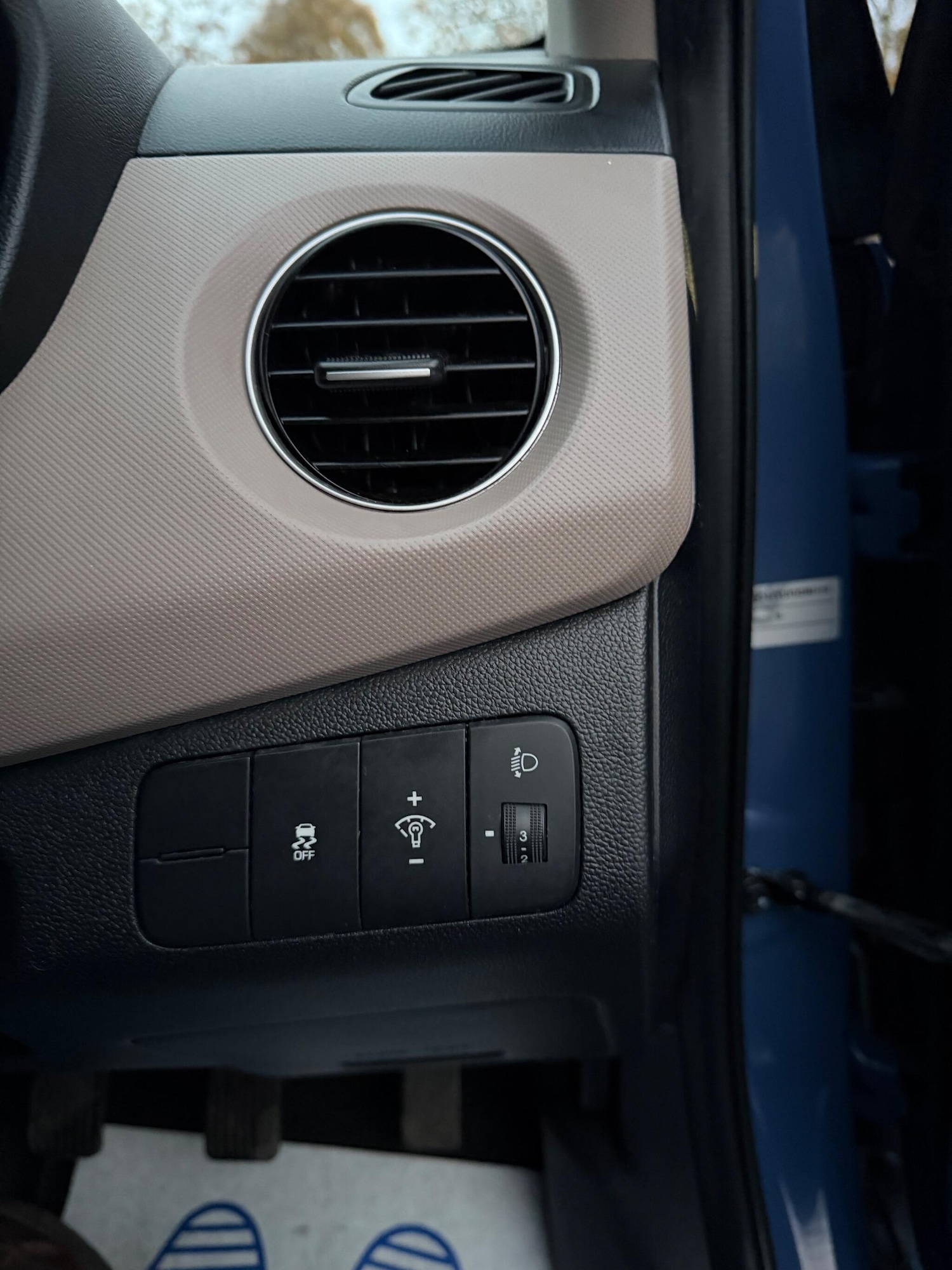 Used Hyundai i10 2014 for sale - 76441201: Photo 18