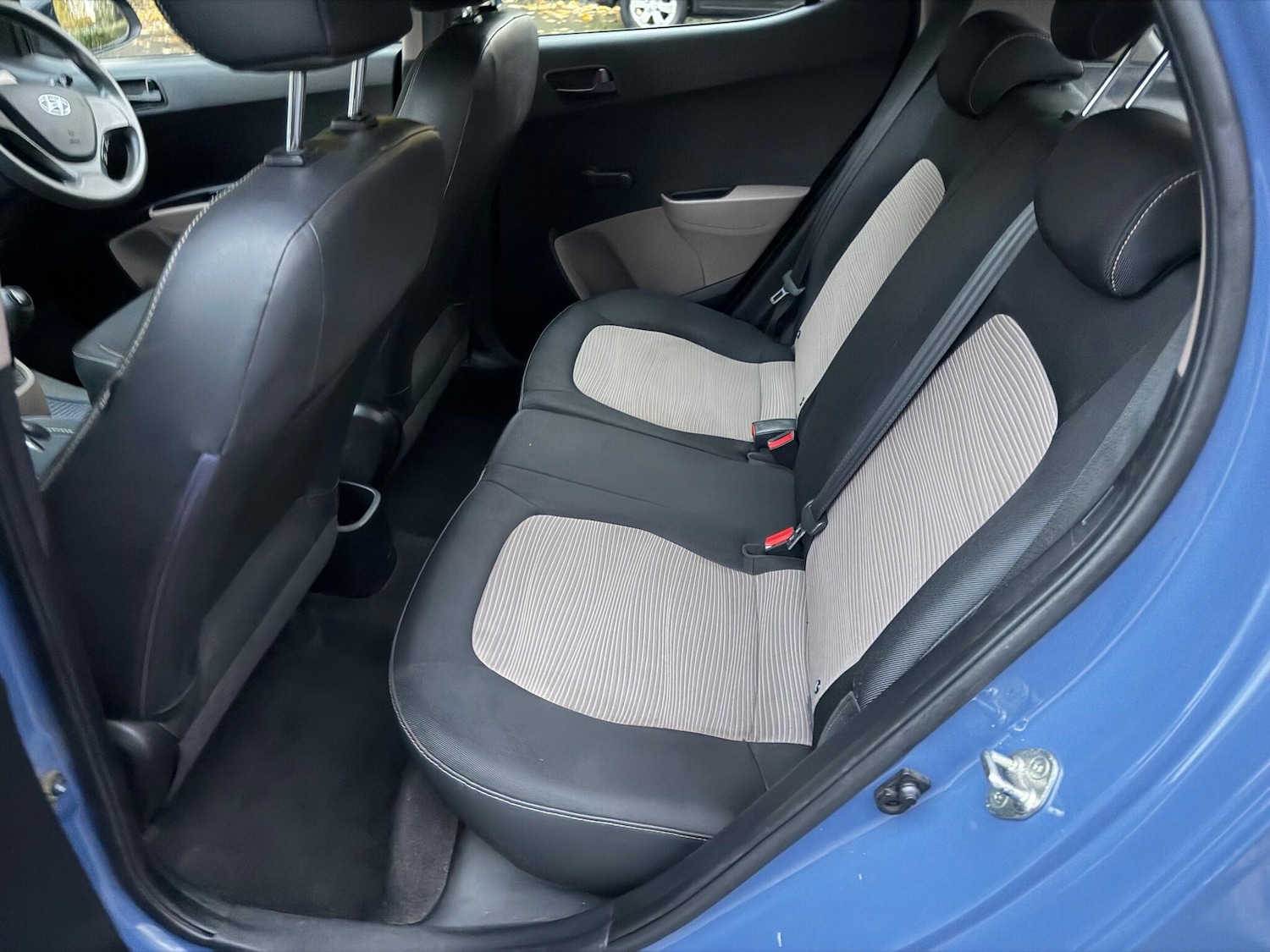 Used Hyundai i10 2014 for sale - 76441201: Photo 22