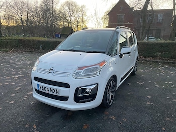 2015 (64) - 1.6 HDi 8V Selection 5dr