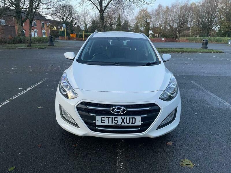 Used Hyundai i30 2015 for sale - 76759632: Photo 3