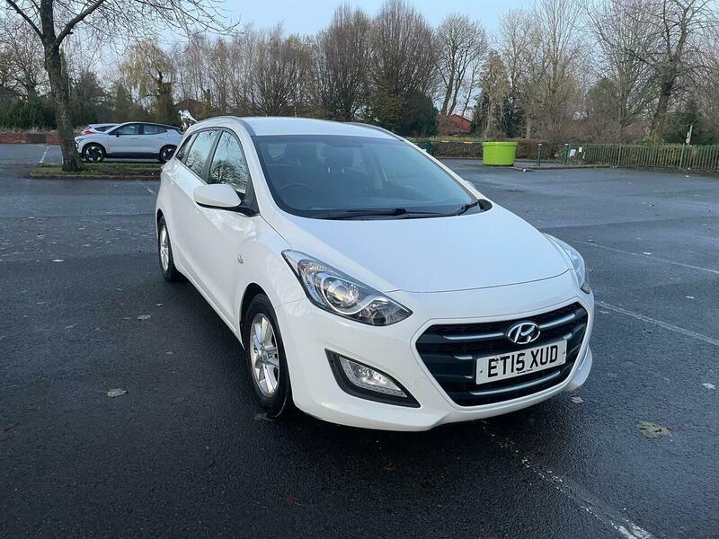Used Hyundai i30 2015 for sale - 76759632: Photo 4