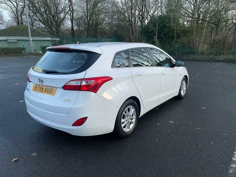 Used Hyundai i30 2015 for sale - 76759632: Photo 5