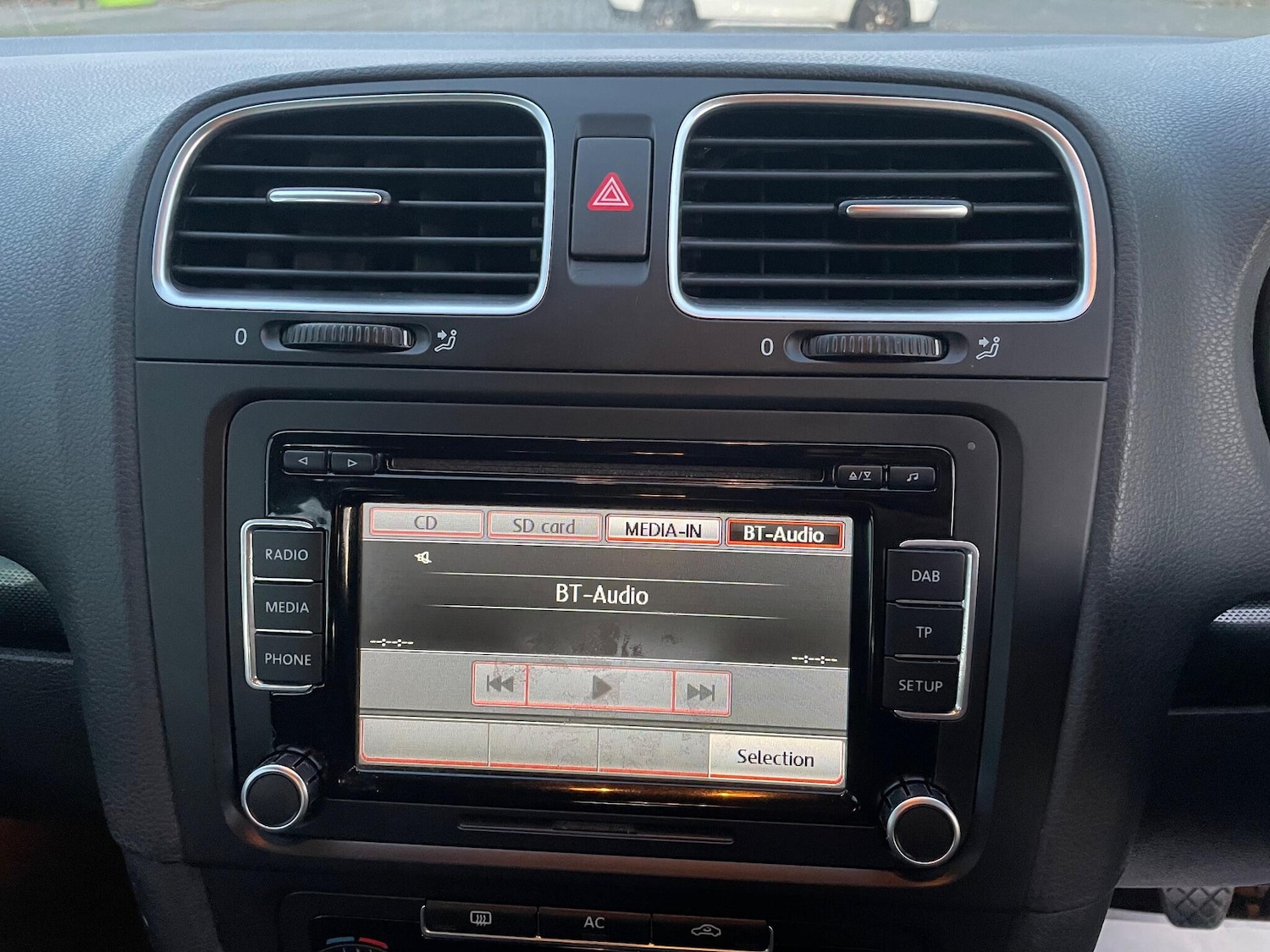 Used Volkswagen Golf 2012 for sale - 76658133: Photo 23