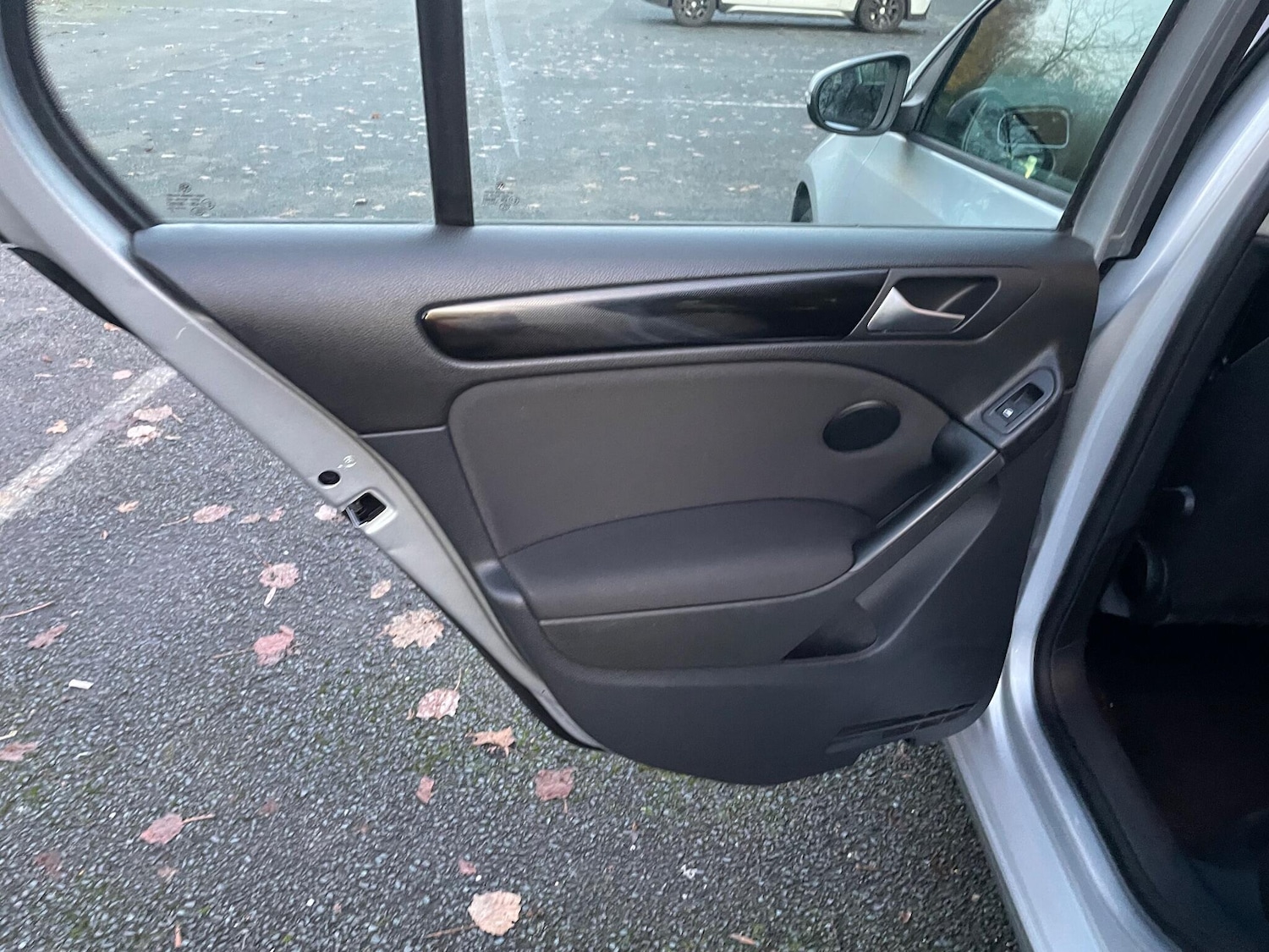 Used Volkswagen Golf 2012 for sale - 76658133: Photo 31