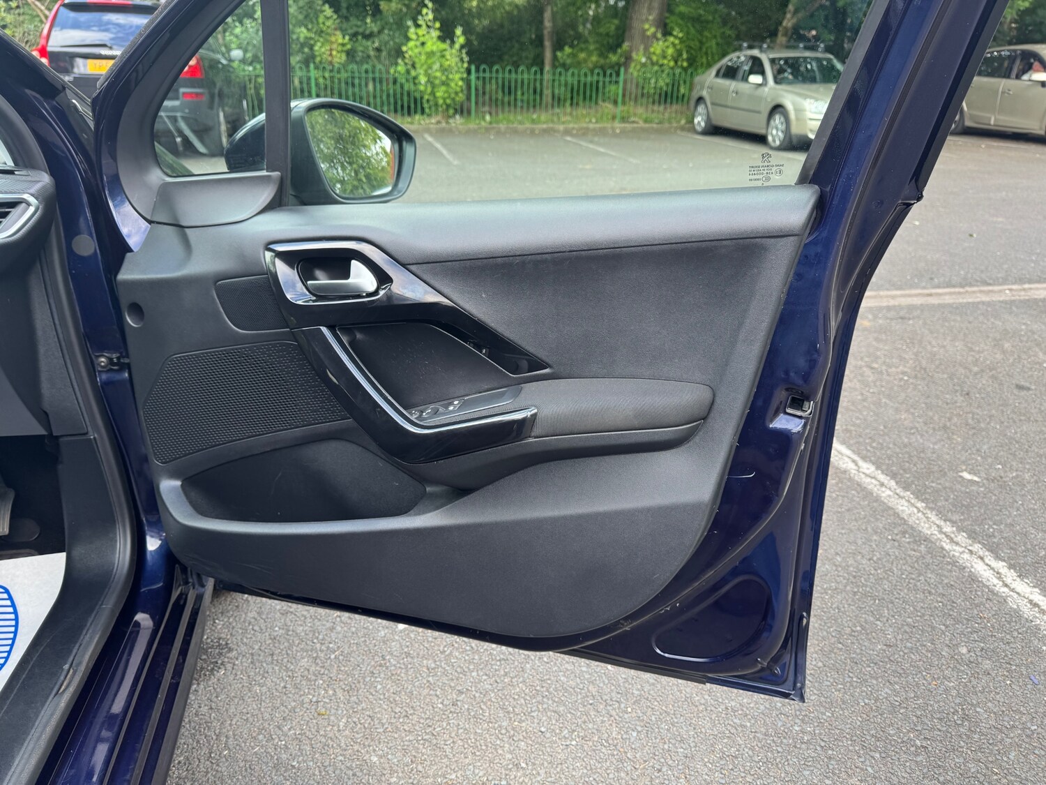 Vehicle 28