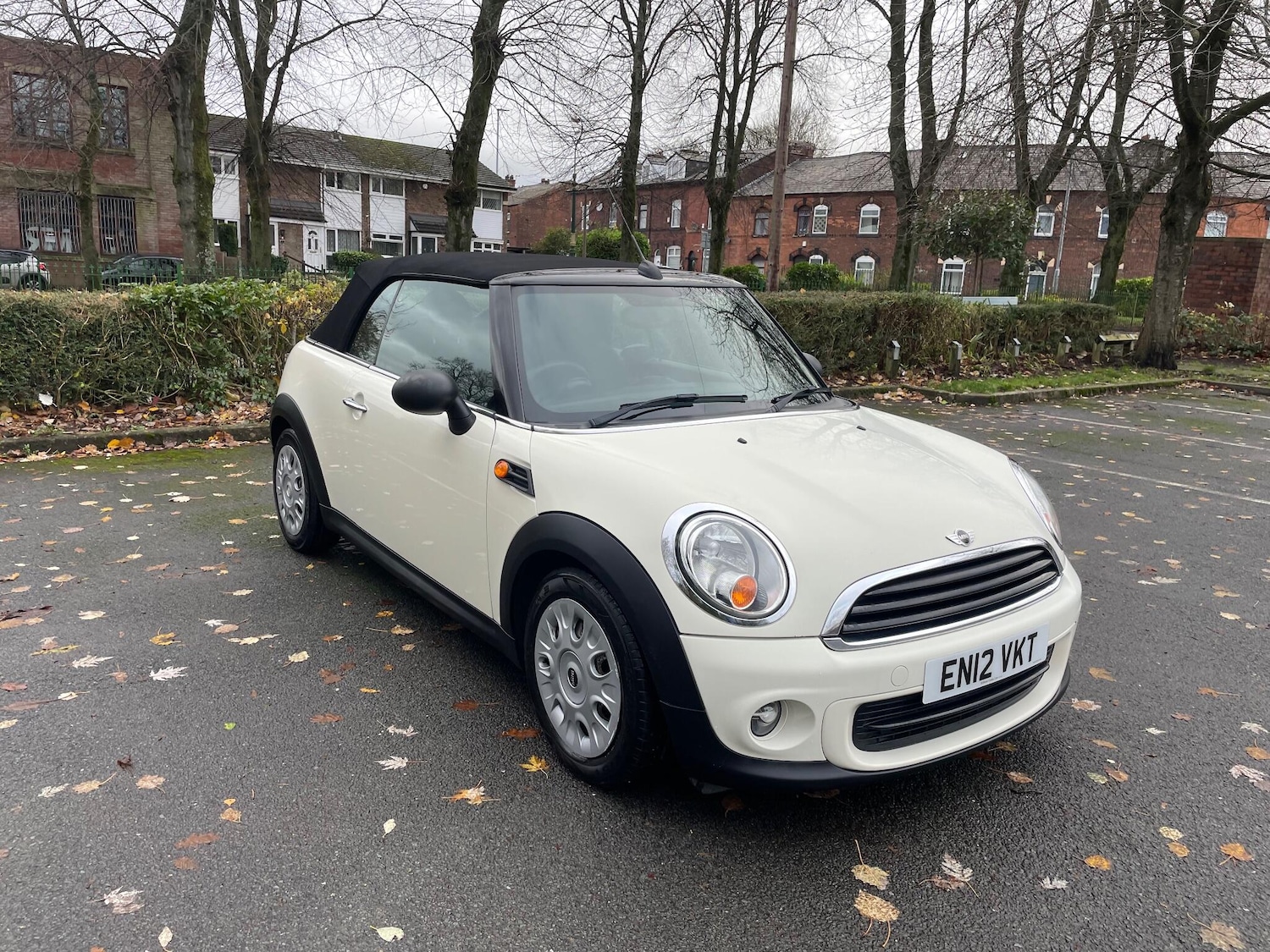 Used MINI Convertible 2012 for sale - 76671236: Photo 12