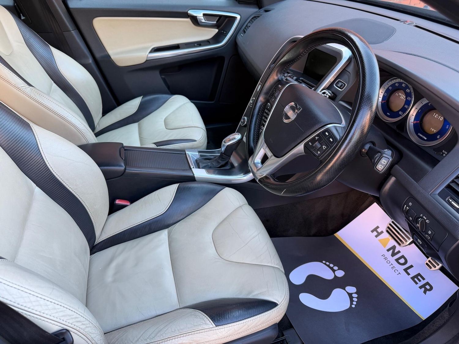 Used Volvo XC60 for sale - 76527773: Photo 15