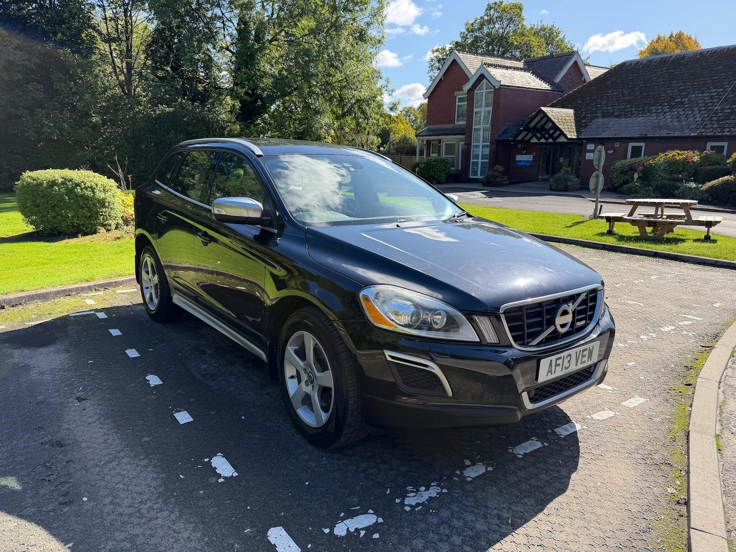 Used Volvo XC60 for sale - 76527773: Photo 5