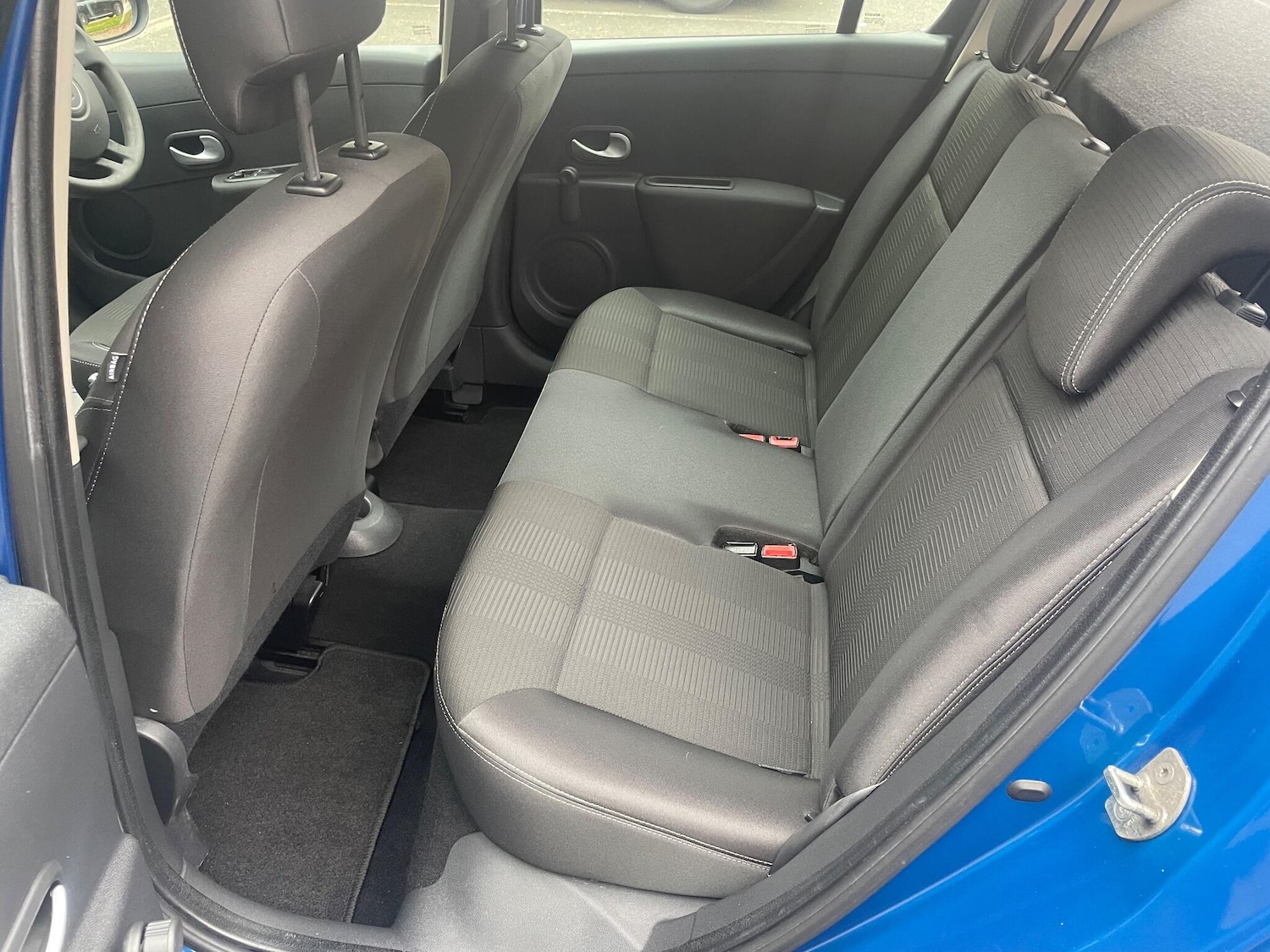 Used Renault Clio 2011 for sale - 76513122: Photo 20