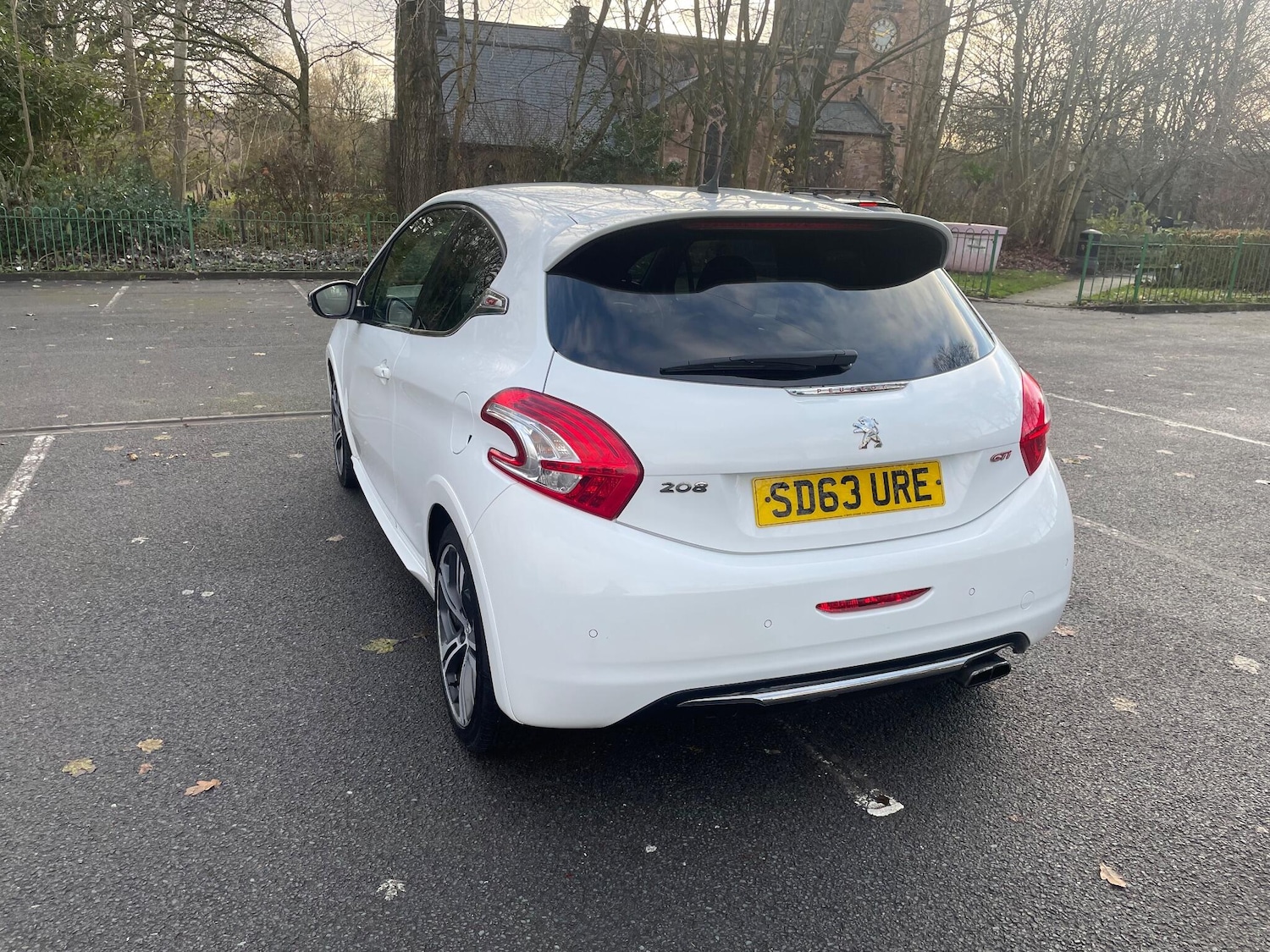 Used Peugeot 208 2013 for sale - 76802163: Photo 11