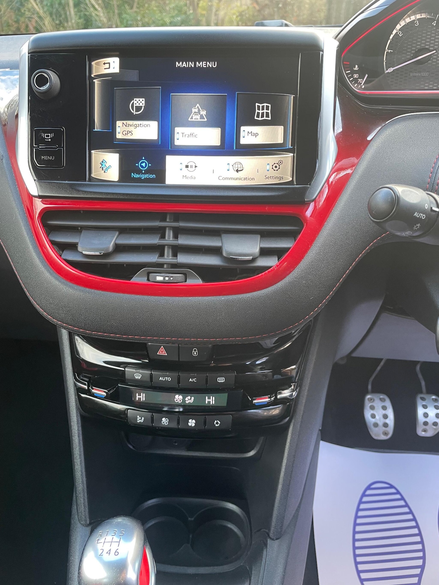 Used Peugeot 208 2013 for sale - 76802163: Photo 22