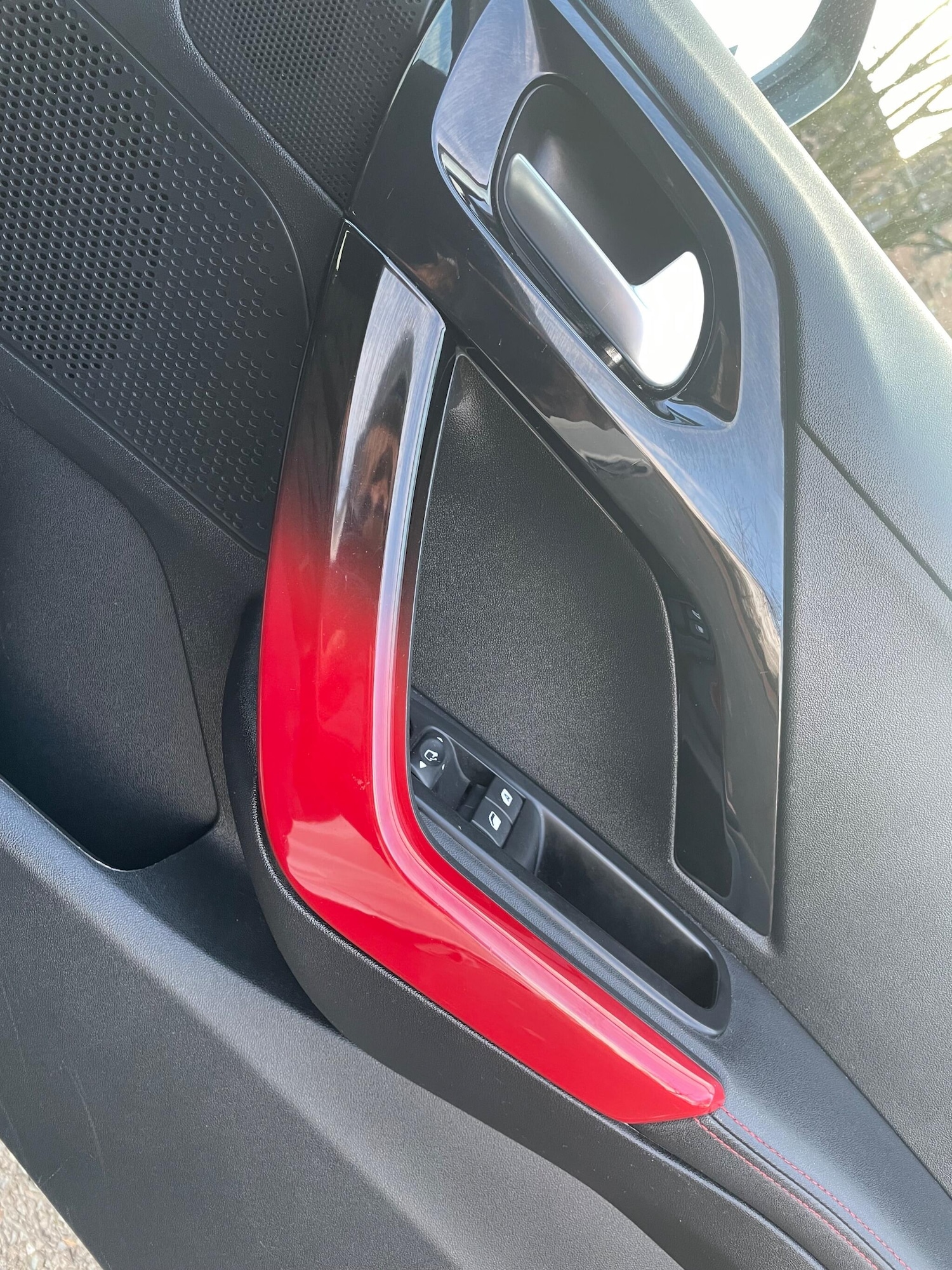 Used Peugeot 208 2013 for sale - 76802163: Photo 28