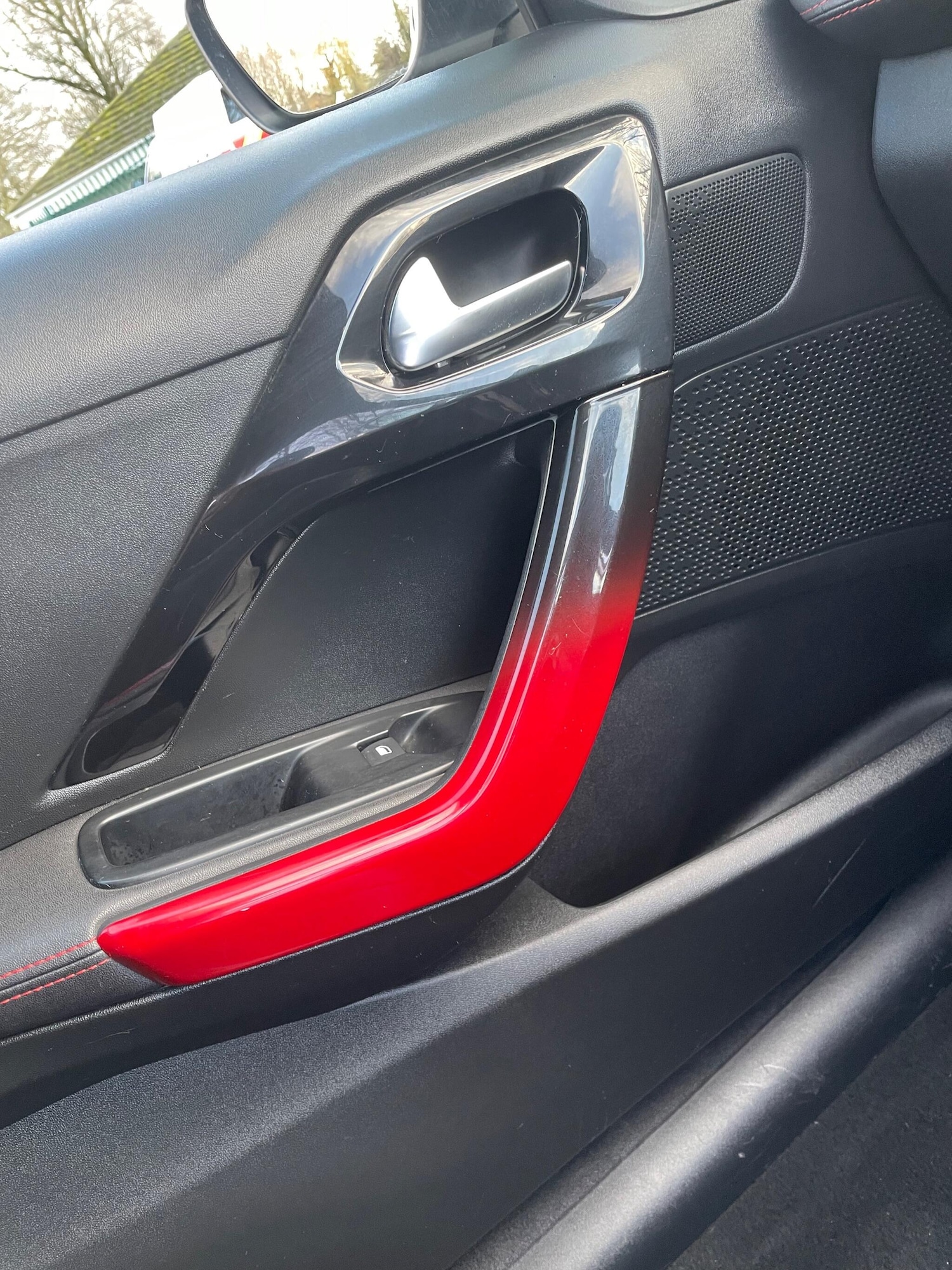 Used Peugeot 208 2013 for sale - 76802163: Photo 29