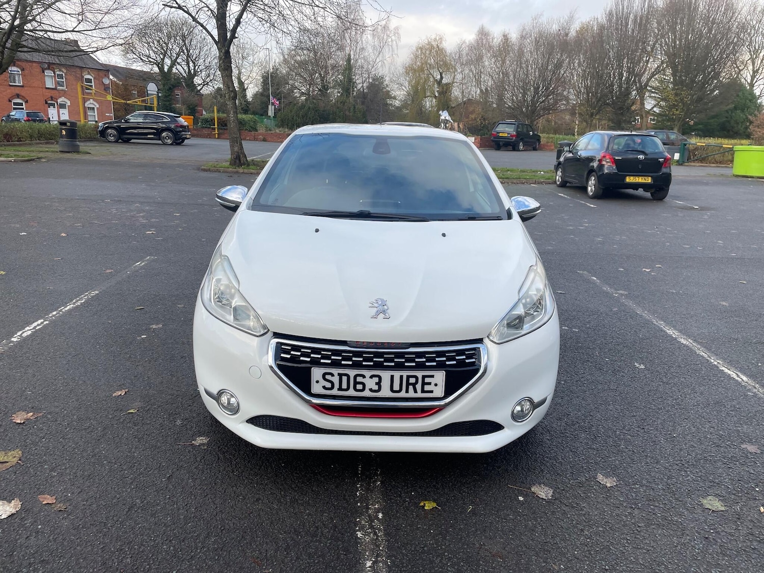 Used Peugeot 208 2013 for sale - 76802163: Photo 3