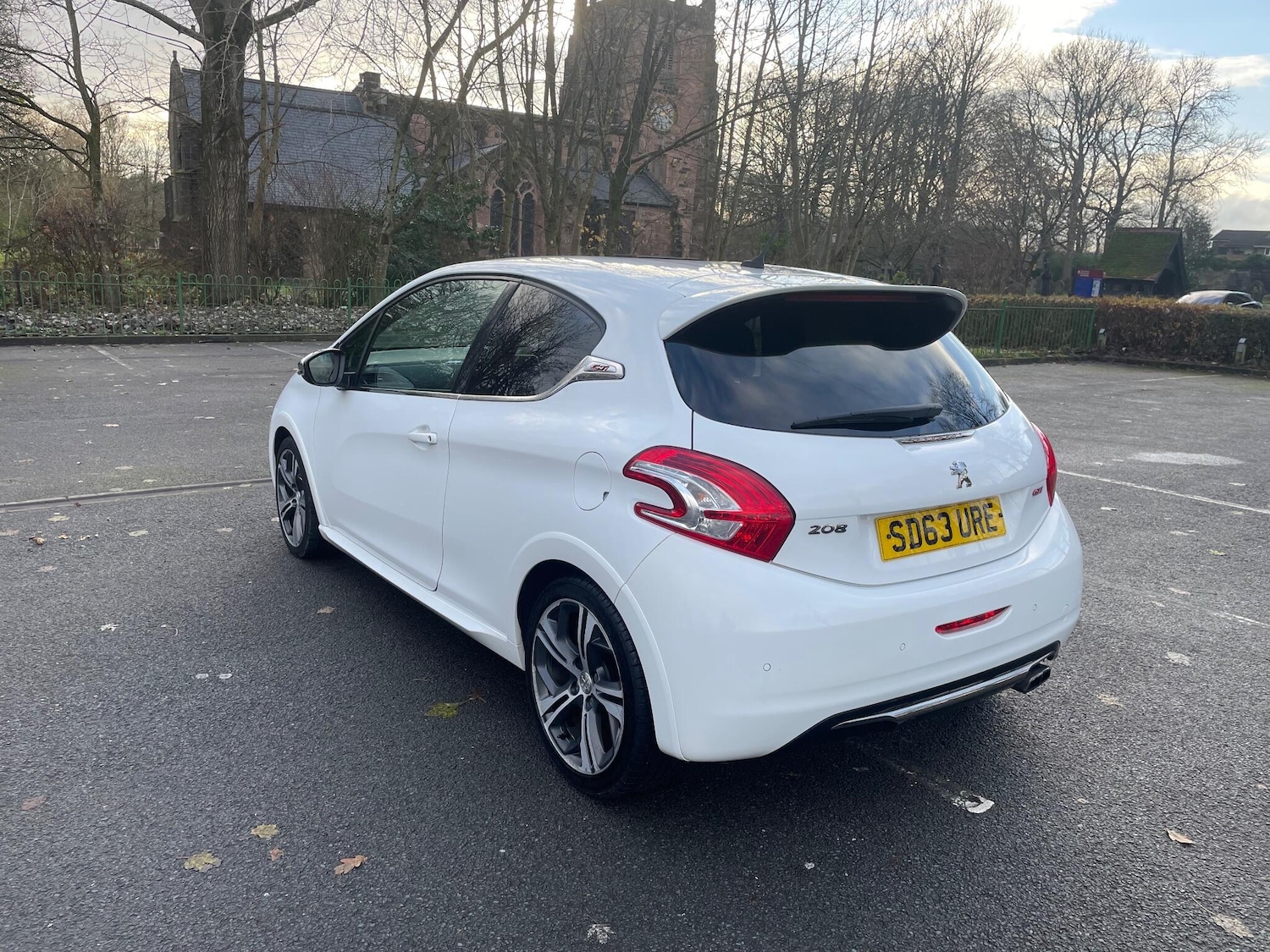 Used Peugeot 208 2013 for sale - 76802163: Photo 7