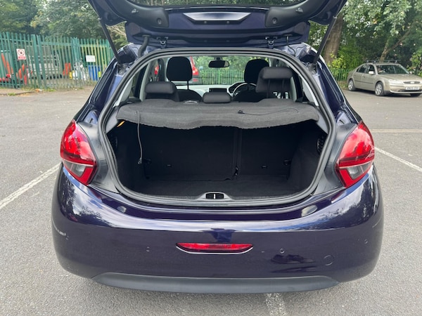 Used Peugeot 208 2016 for sale - 76251128: Photo 12