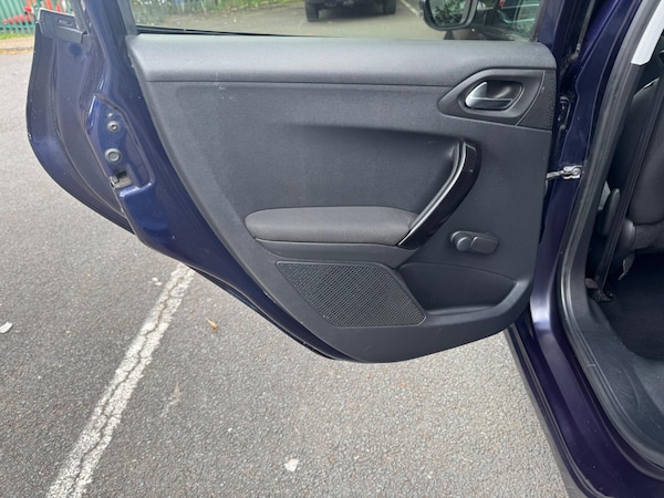 Used Peugeot 208 2016 for sale - 76251128: Photo 31